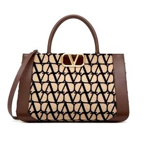 Valentino Garavani 14x9x7
medium Toile Iconographe handbag,offsite 1200$